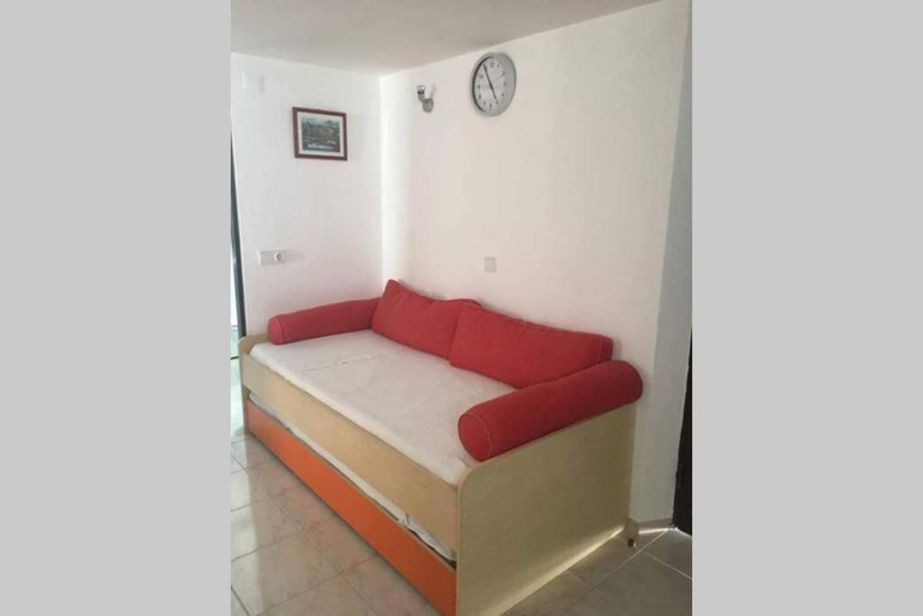 Buganvilia Apartment Praia Da Falesia อัลบูเฟรา ภายนอก รูปภาพ