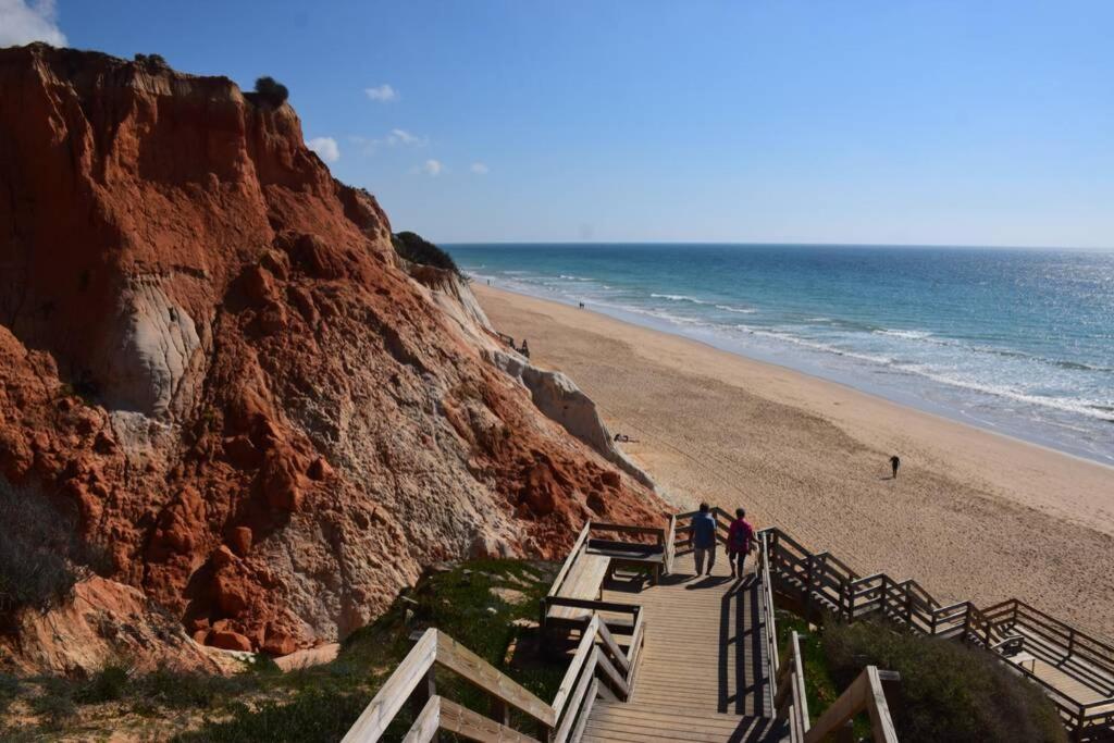 Buganvilia Apartment Praia Da Falesia อัลบูเฟรา ภายนอก รูปภาพ