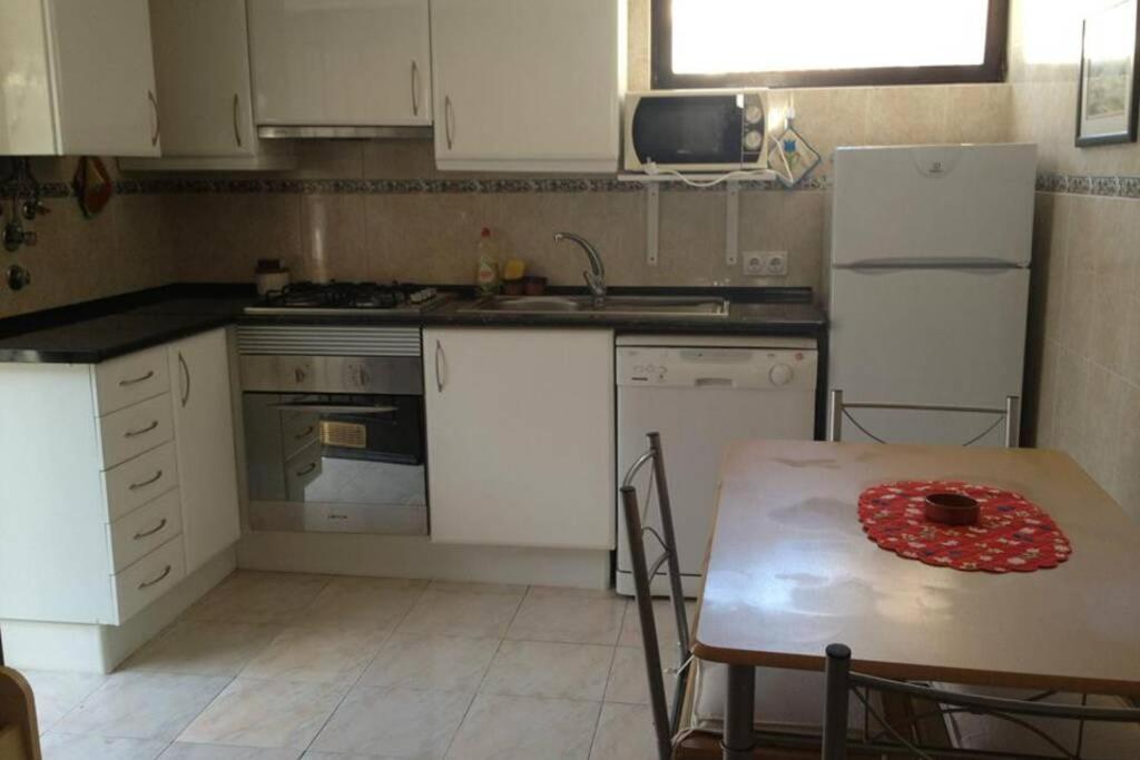 Buganvilia Apartment Praia Da Falesia อัลบูเฟรา ภายนอก รูปภาพ